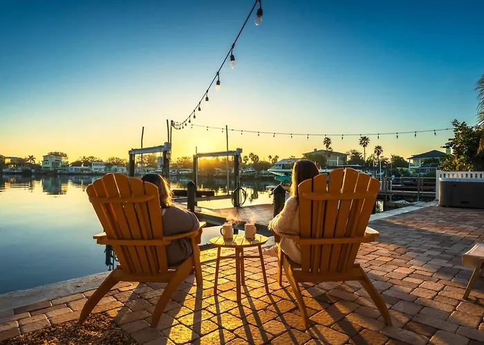 Waterfront Duplex W/ Hot Tub, Bikes, Kayaks, Sup *