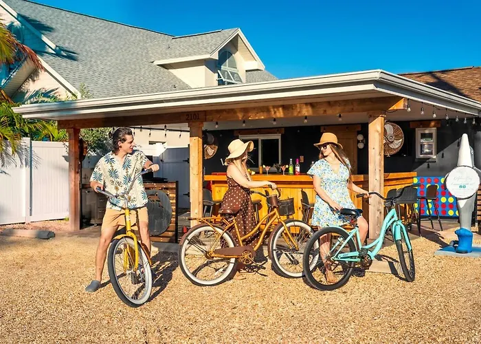 Waterfront Duplex W/ Hot Tub, Bikes, Kayaks, Sup