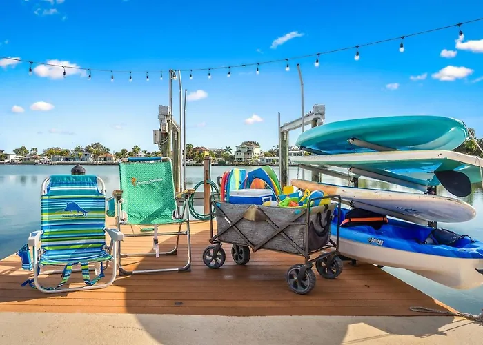 Apartment Waterfront Duplex W/ Hot Tub, Bikes, Kayaks, Sup *